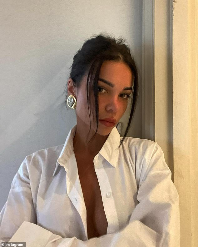 Meanwhile the pair are both a fan of a white shirt after Jackie was seen sporting a similar to fit to Victoria's get up in the Beckham's Netflix show