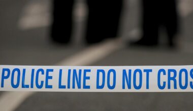 Boy, 15, seriously injured in stabbing on Glasgow street