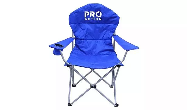 The chair weights 3.6KG.