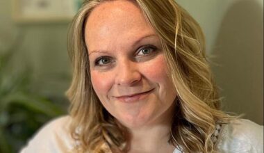 Jo Pitkin specialises in cognitive behavioural therapy (CBT) and hypnotherapy – which helps people to recognise and change unhealthy thoughts, feelings and behaviours