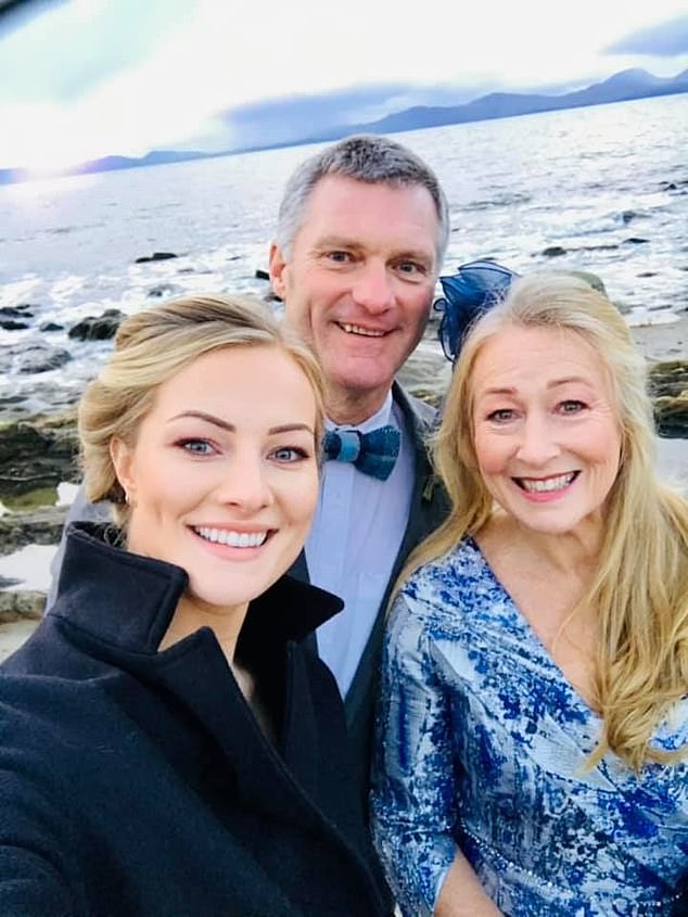 Pictured: Jade Damarell & mum Liz Samuel & dad Andrew Samuel