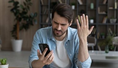 Hundreds of customers of TD Bank, Zelle and several other banks are unable to login to their accounts or send payments today, according to Downdetector