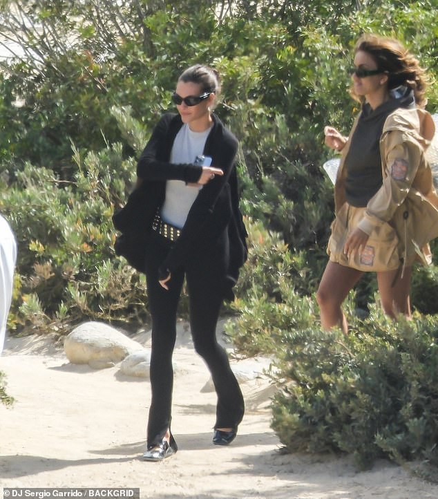 Leo and Vittoria were also spotted dining at Casa Joundal, an upscale beachfront restaurant where a caviar-topped wagyu steak tartar will set you back an eye watering $295