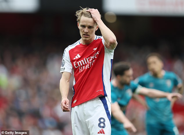 Martin Odegaard admitted Arsenal were ¿too sloppy¿ and unacceptable against Bournemouth