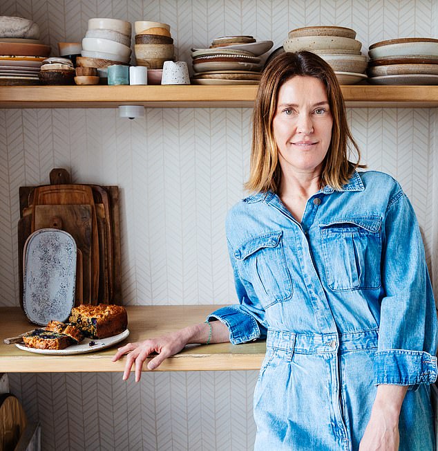 Emma Bardwell is a leading nutritionist with a large number of midlife clients