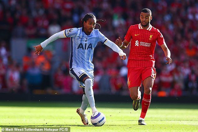 If Arne Slot wants a Premier League-proven youngster, he could take a look at Djed Spence