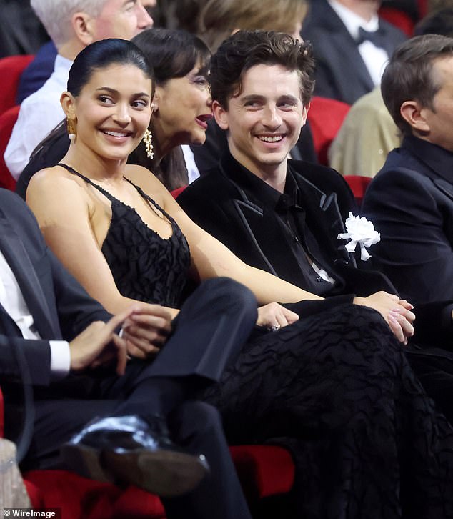 Kylie put on a showstopping display in her black gown