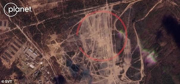 The Russian army appears to have set up a troop camp in Kamenka
