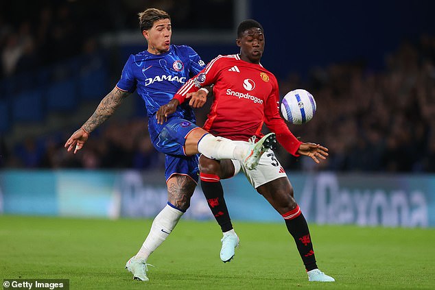 Keane also argued that Mainoo 'was strolling around the place' and delivered some 'sloppy passes' in the Chelsea defeat