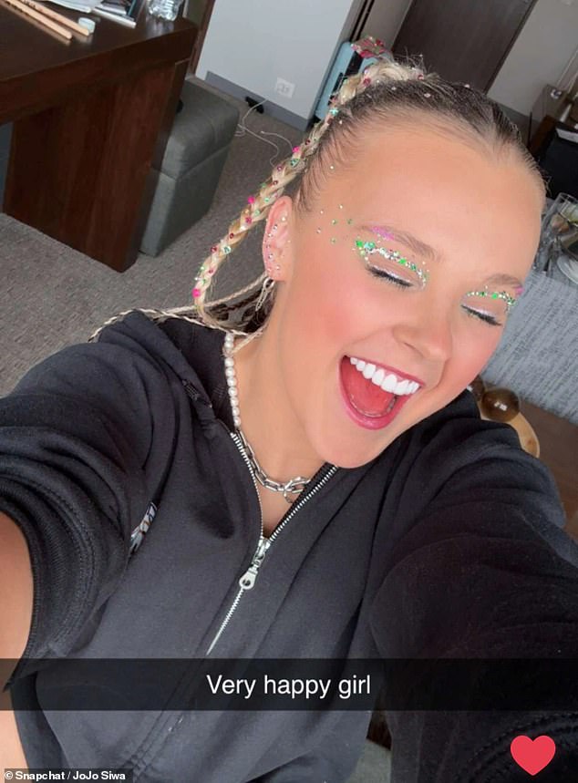 While JoJo had announced she will be returning to the UK later this month, Chris revealed on Sunday morning he'd flown 12 hours to Mexico, where the dancer was performing at a festival