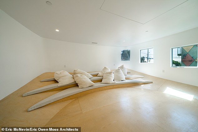 The sci-fi style home was designed by visionary architect Eric Owen Moss as both a residence for himself and his two teenage children
