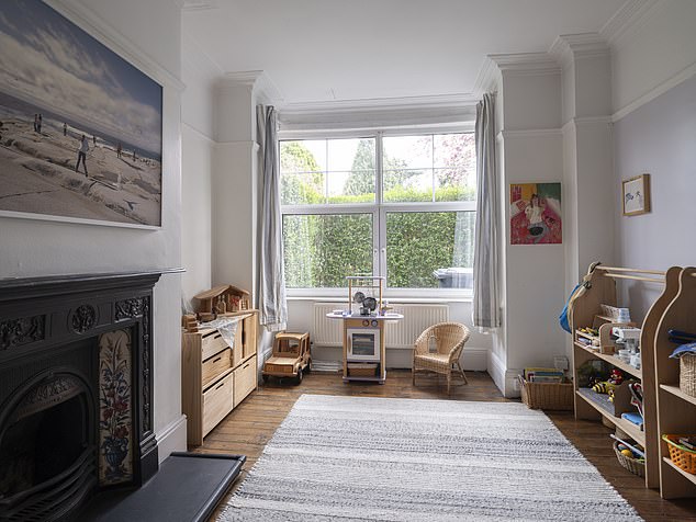 East Midlands, £300k: The property also has a convenient downstairs WC