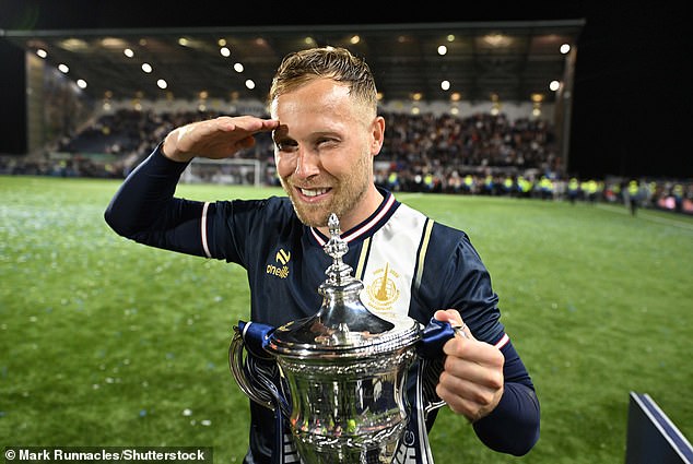 Veteran midfielder Scott Arfield played a huge part in Falkirk's Championship triumph