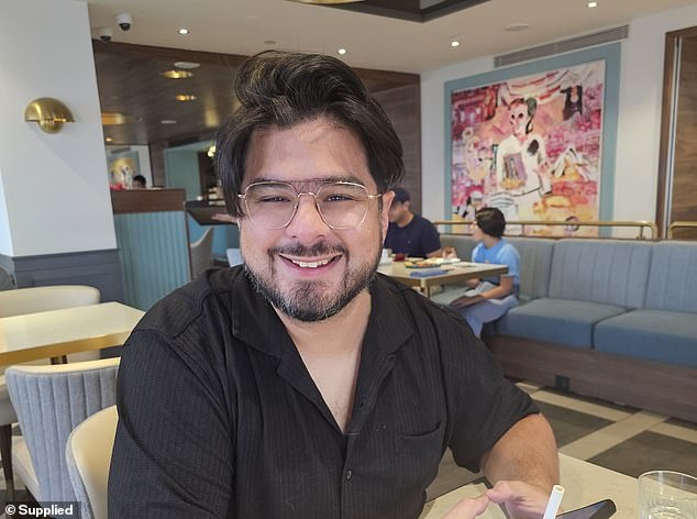 Andrés Lopez-Varela also suffered through extreme peripheral neuropathy and he believes the culprit was vitamin B6 in an over-the-counter supplement.