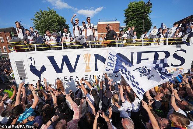 Players donned Tottenham shirts with the number 25 on the back and wore black sunglasses