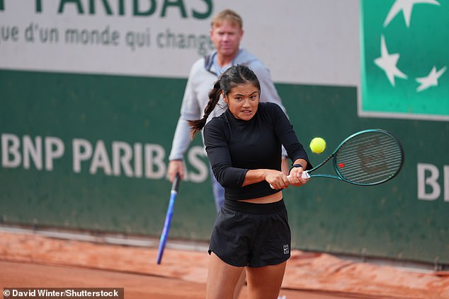 Petchey joined team Raducanu in Miami after the end of her coaching trial with Vlado Platenik