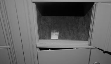 Cocaine in a cubby at the White House
