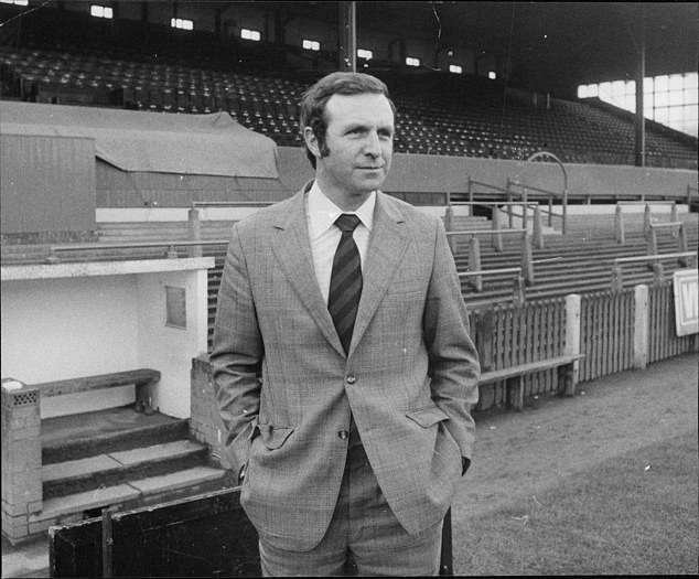 Jimmy Armfield was persuaded to step in after Brian Clough and took charge of the final