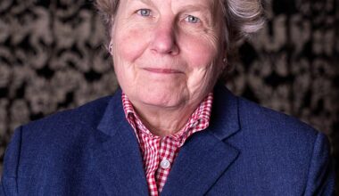 Bake Off and QI presenter Sandi Toksvig believes it is time for a change after 800 years of men holding the position of chancellor at Cambridge