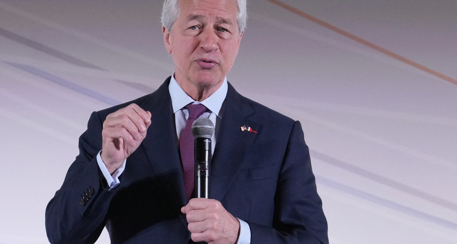 JPMorgan’s Dimon warns of US stagflation risk: Report | Business and Economy