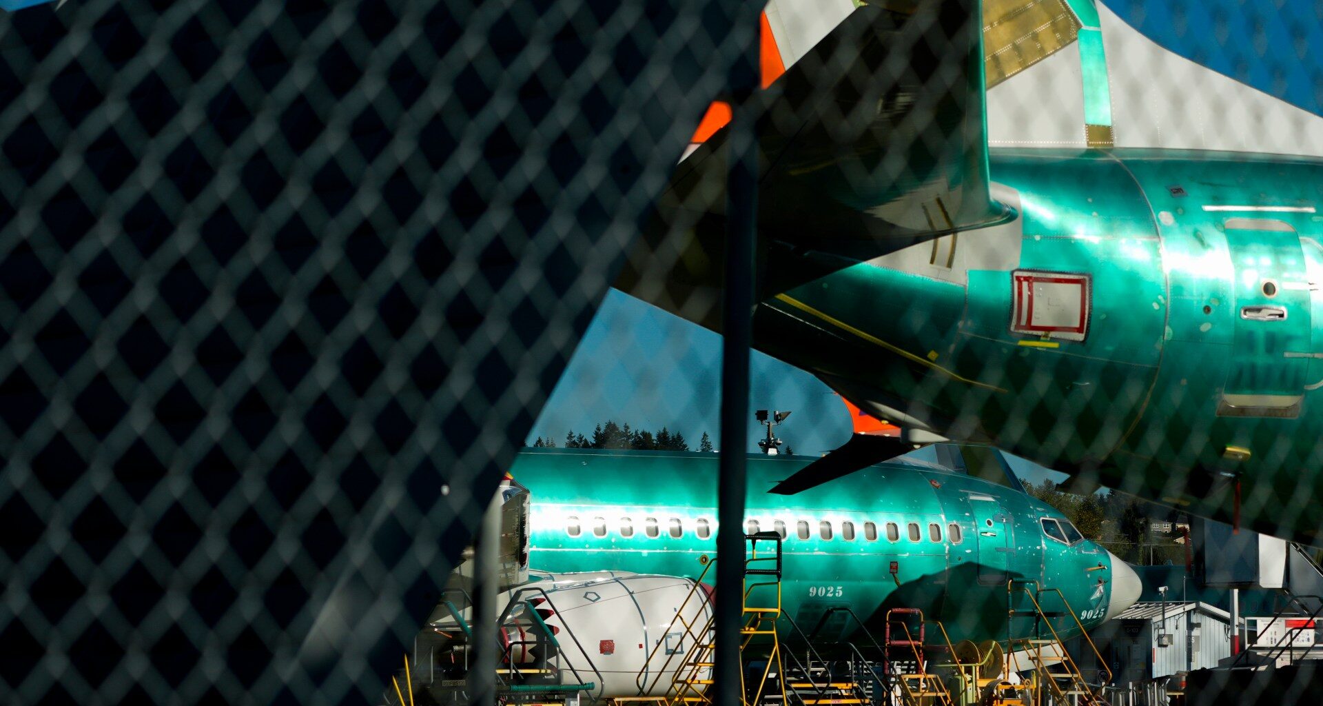 Boeing reaches deal with US DOJ to avoid prosecution over 737 Max crashes | Aviation