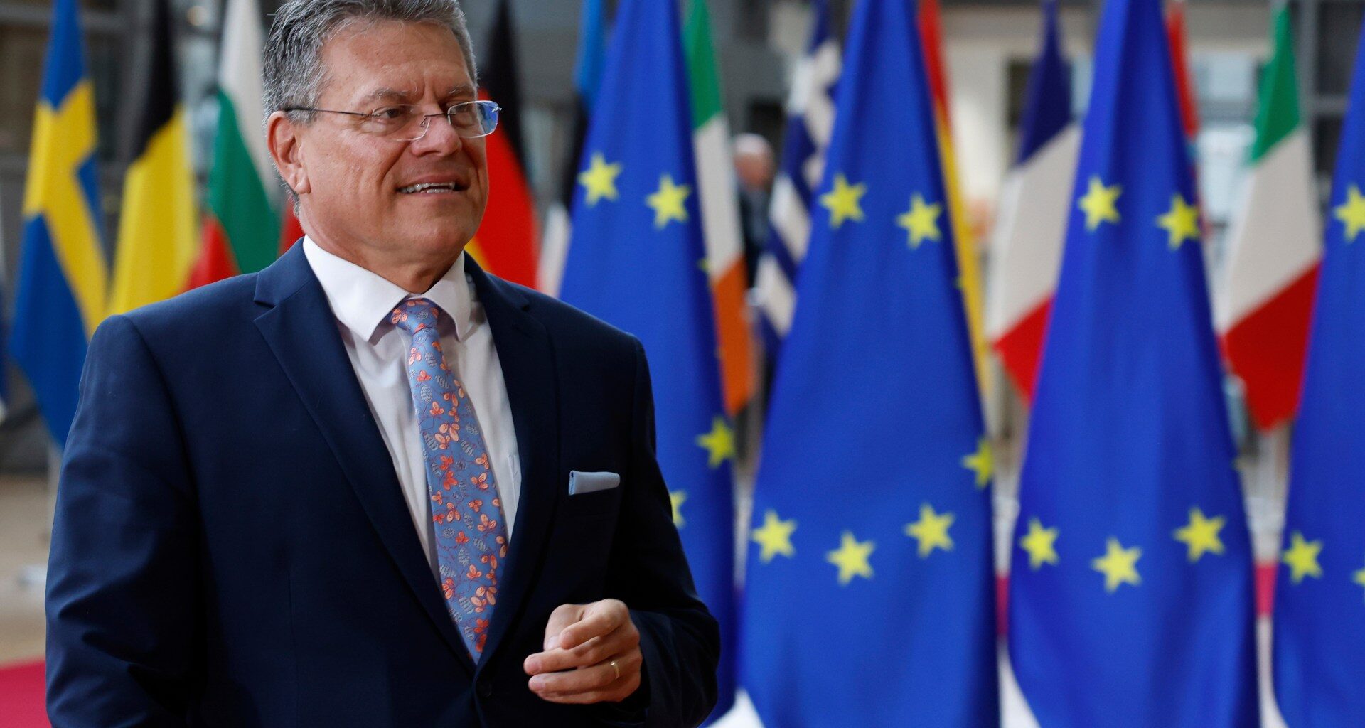 EU vows to defend interests after Trump threatens 50 percent tariffs | Trade War News