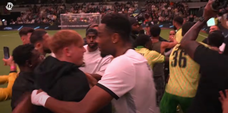 And YANITED FC manager Angryginge was calmed down by an opposition player