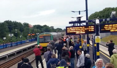 TRAVEL ALERT - Trains from Bromsgrove to Birmingham cancelled due to signaling fault