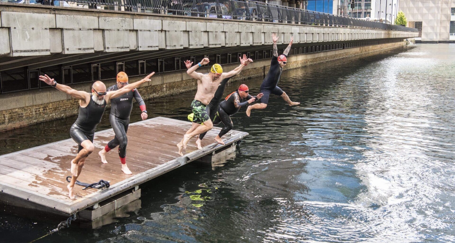 You Can Take An Outdoor Dip At Canary Wharf This Summer