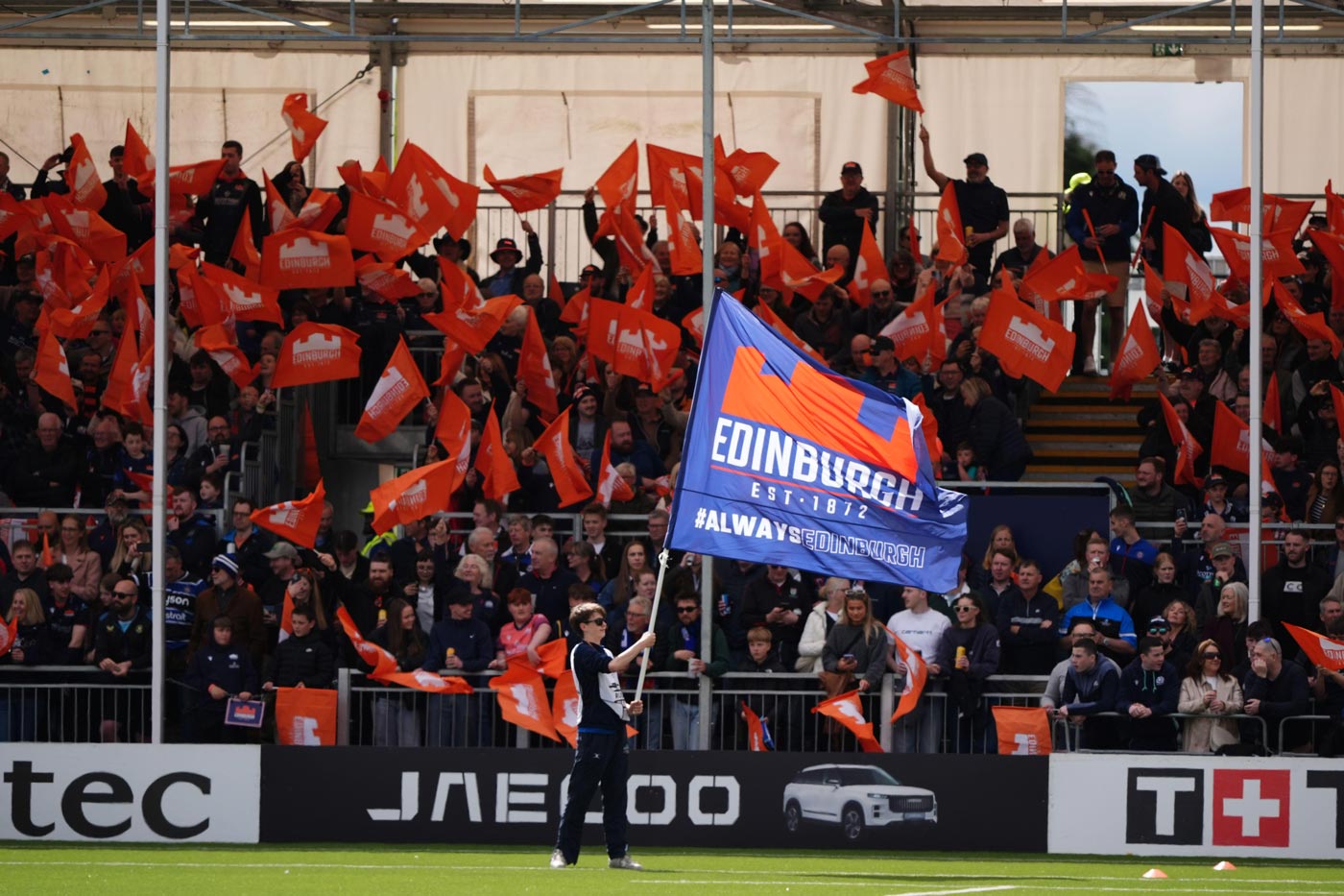 Graham Hat-Trick Fires Edinburgh Into URC Play-Offs