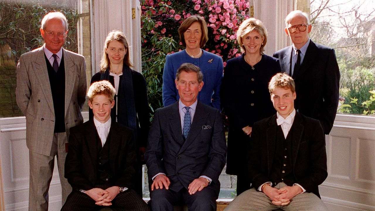 Another Hot Equerry is off the market! Captain Stuart Kaye is set to tie the knot with Rose Scrope, grandaughter of King Charles' close friend