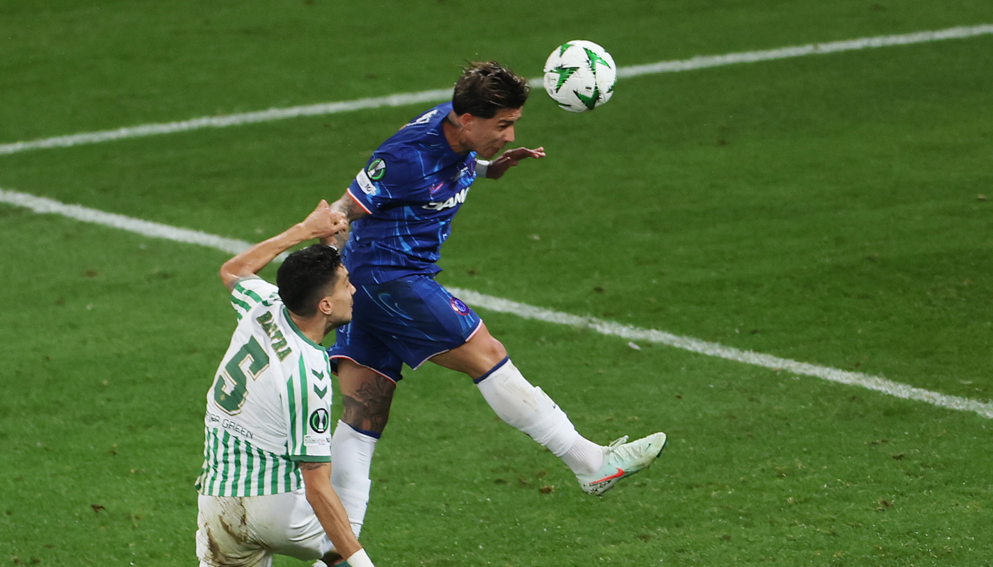 Enzo Fernandez scores for Chelsea v Real Betis
