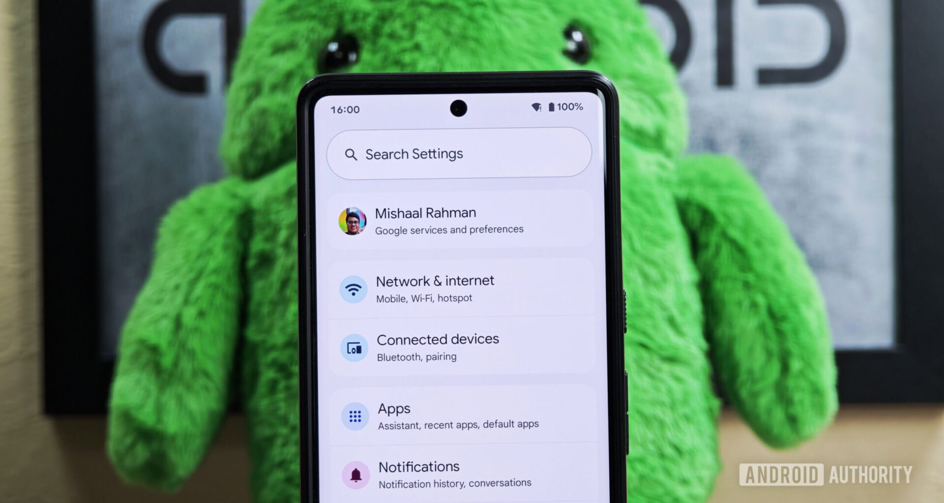 Expressive Settings homepage in Android 16 Beta 4
