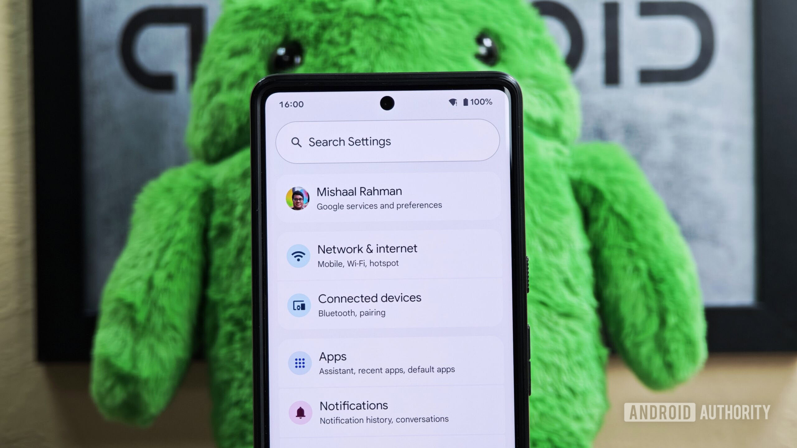 Expressive Settings homepage in Android 16 Beta 4
