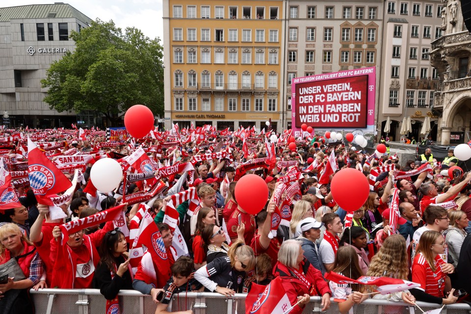 Bayern fans turned out in full force to celebrate the success of their men's and women's teams