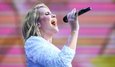 How British pop icon makes thousands from 'obsessive' side hustle