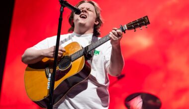 Lewis Capaldi Makes Surprise Live Return at Edinburgh Benefit Concert