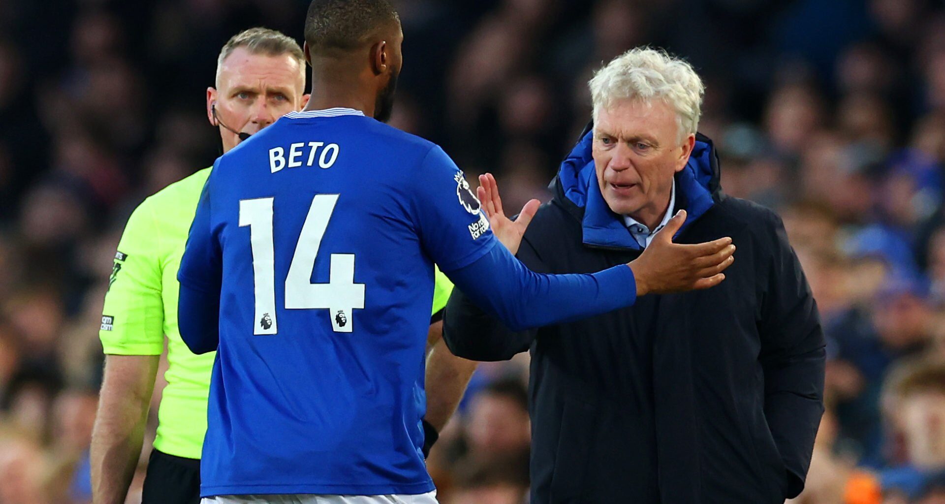 David Moyes sends 'important' message to Leeds United after showing interest in Everton striker Beto