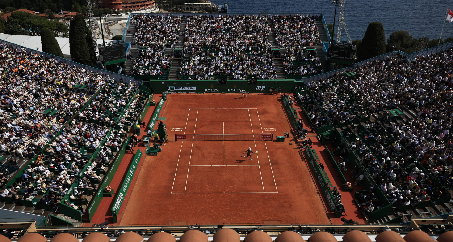 Tracy Austin and Jim Courier pick the most beautiful tennis court they have ever played at