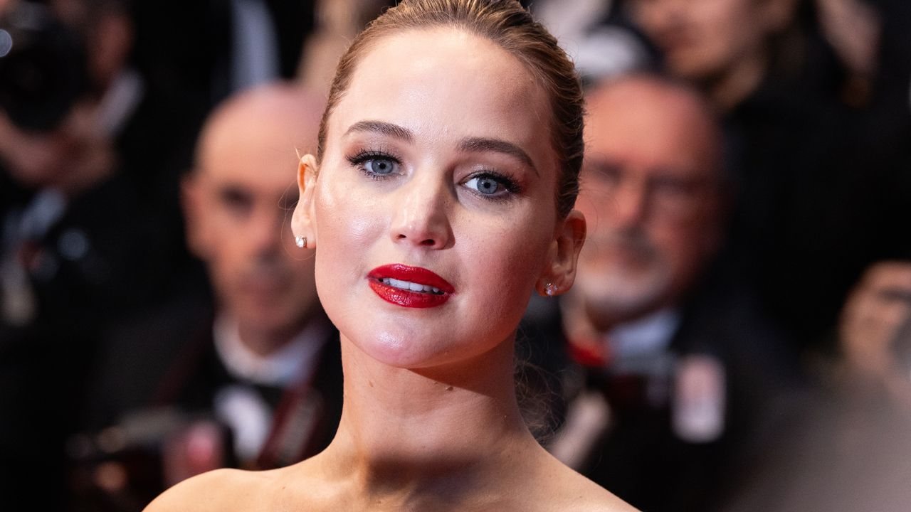 Jennifer Lawrence Spoke About the Difficulties of Postpartum Depression: ‘Isolating and Heartbreaking’