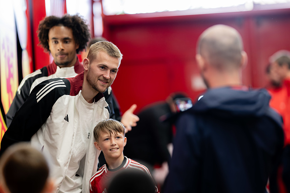 Manchester United FC v Aston Villa FC - Premier League