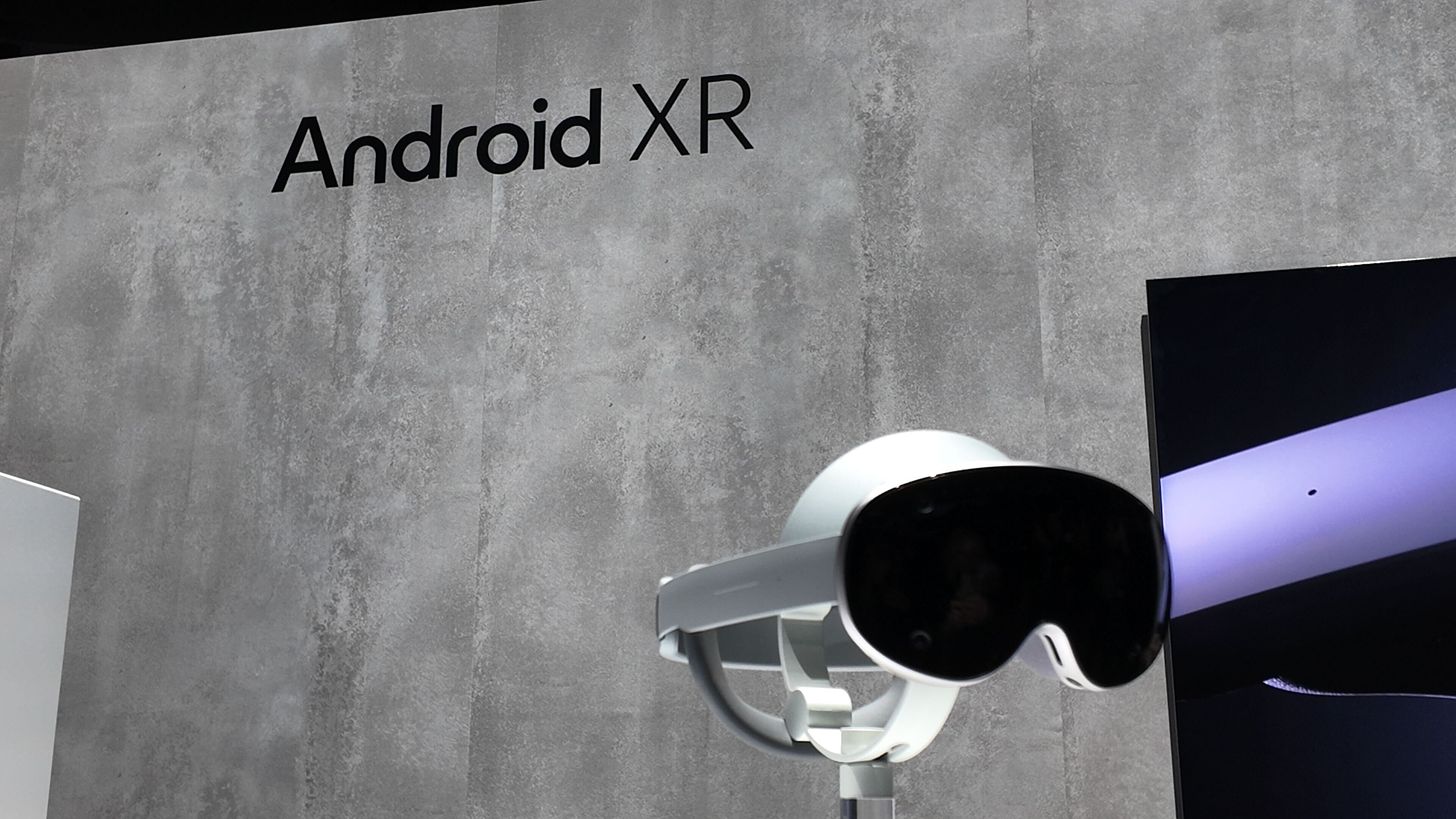 Samsung's Project Moohan with Android XR at Galaxy Unpacked 2025