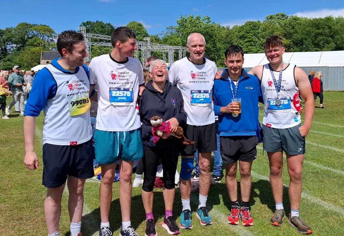 Parents and friends do Calum Mackintosh proud in Edinburgh Marathon