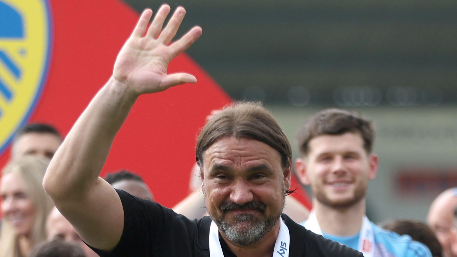 Farke plots smart swoop as Premier League rivals forced to sell