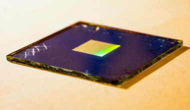 metalenses holograms
