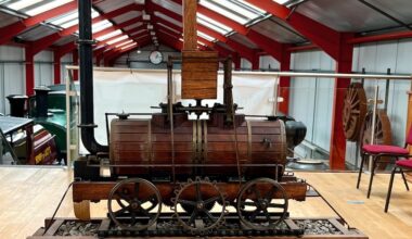 Historic model locomotive donated to Middleton Railway