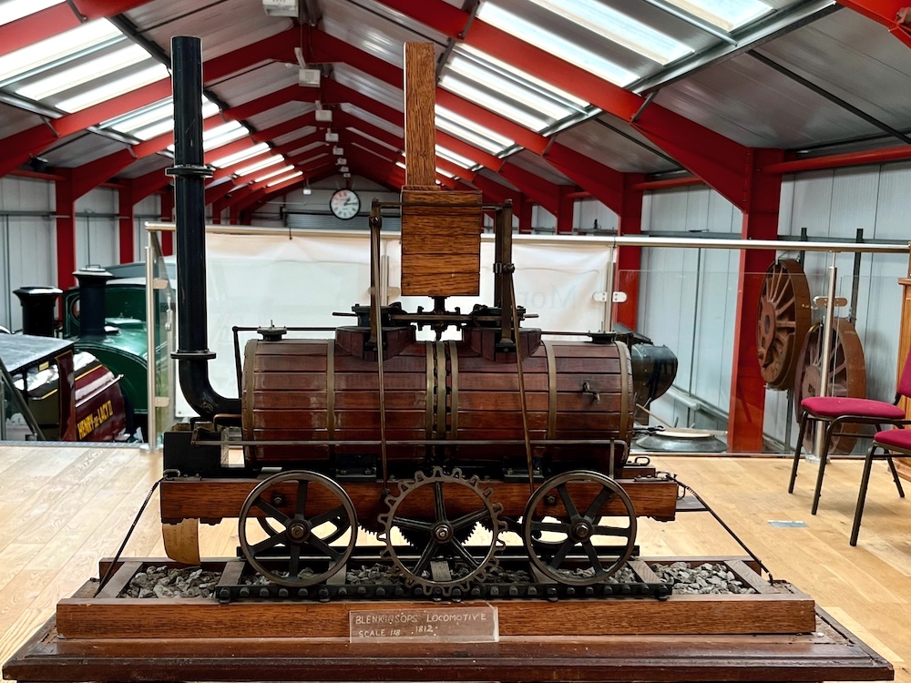 Historic model locomotive donated to Middleton Railway