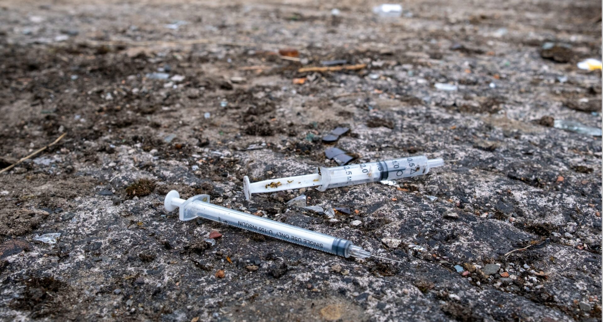 Drug fix room has made things worse - locals are buying bats for protection & there's used needles everywhere
