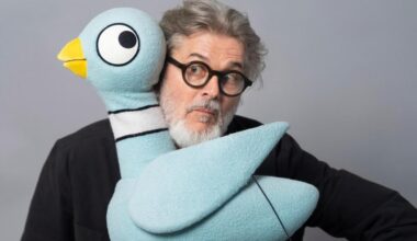Kids author Mo Willems and The Pigeon stare down the future in a new book