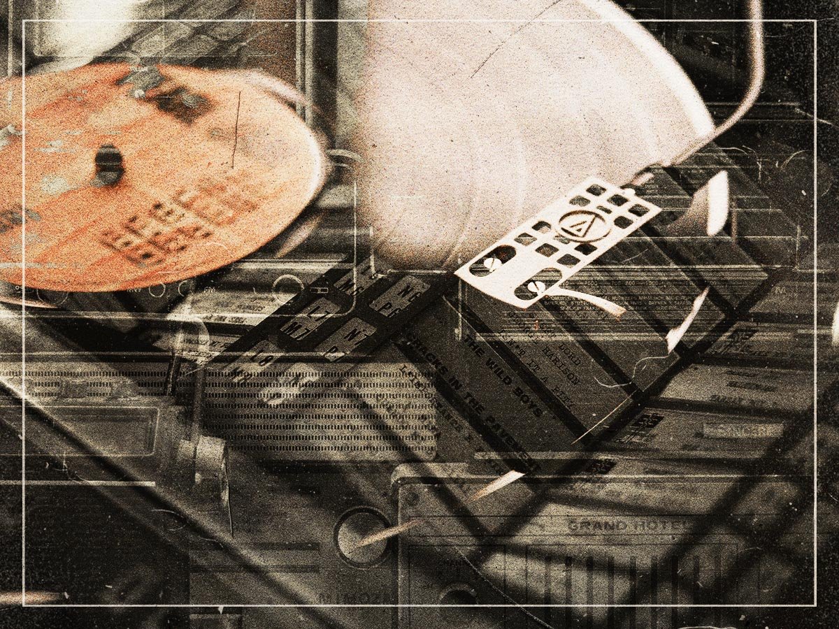 Who was the best-selling solo artist of the 1960s?
